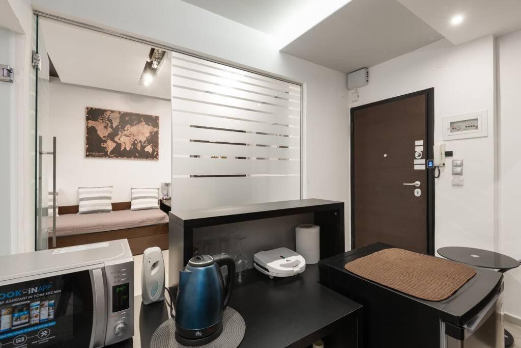 Modern Office Apartment.Wifi,2A/C,Luxury Fur/Tures Tesalonika Bagian luar foto
